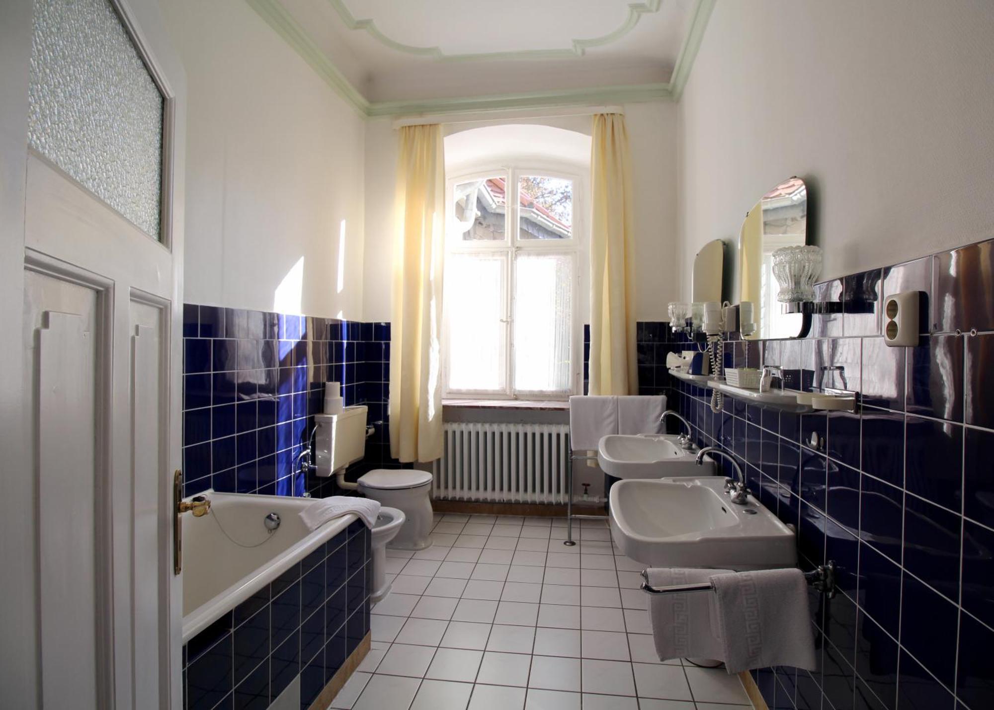 Historisches Hotel Zum Schwan Bad Karlshafen Exteriér fotografie